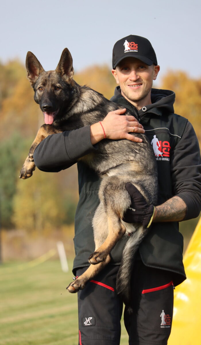 Treneris Karolis su Prana